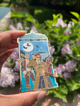 Load image into Gallery viewer, Tardis Pins The Shakespeare Code flawed Extras
